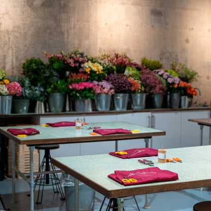 Flower School | Classic Style Hand-tied Bouquet