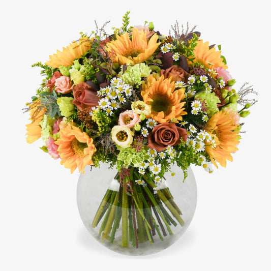 Café au Soleil luxury flower bouquet by Moyses Stevens UAE featuring golden sunflowers, barista roses, and peach lisianthus.