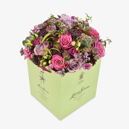 Symphony in Pink luxury flower bouquet by Moyses Stevens UAE featuring premium roses and carnations.