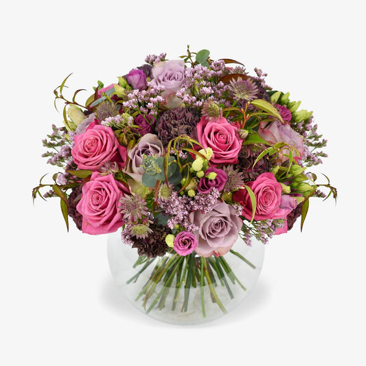 Symphony in Pink luxury flower bouquet by Moyses Stevens UAE featuring premium roses and carnations.