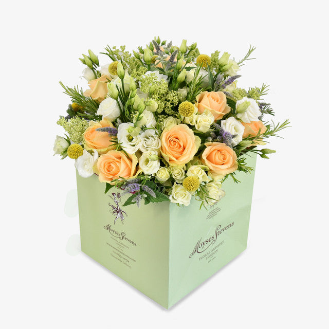 Timeless Beauty luxury flower bouquet by Moyses Stevens UAE featuring dreamy peach avalanche roses and white hydrangea